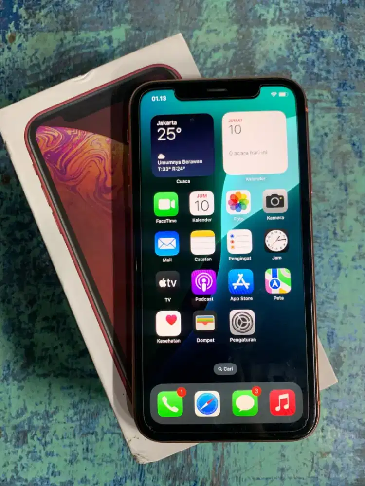 Iphone XR 64gb warna oke semua kartu lancar gak ada minus