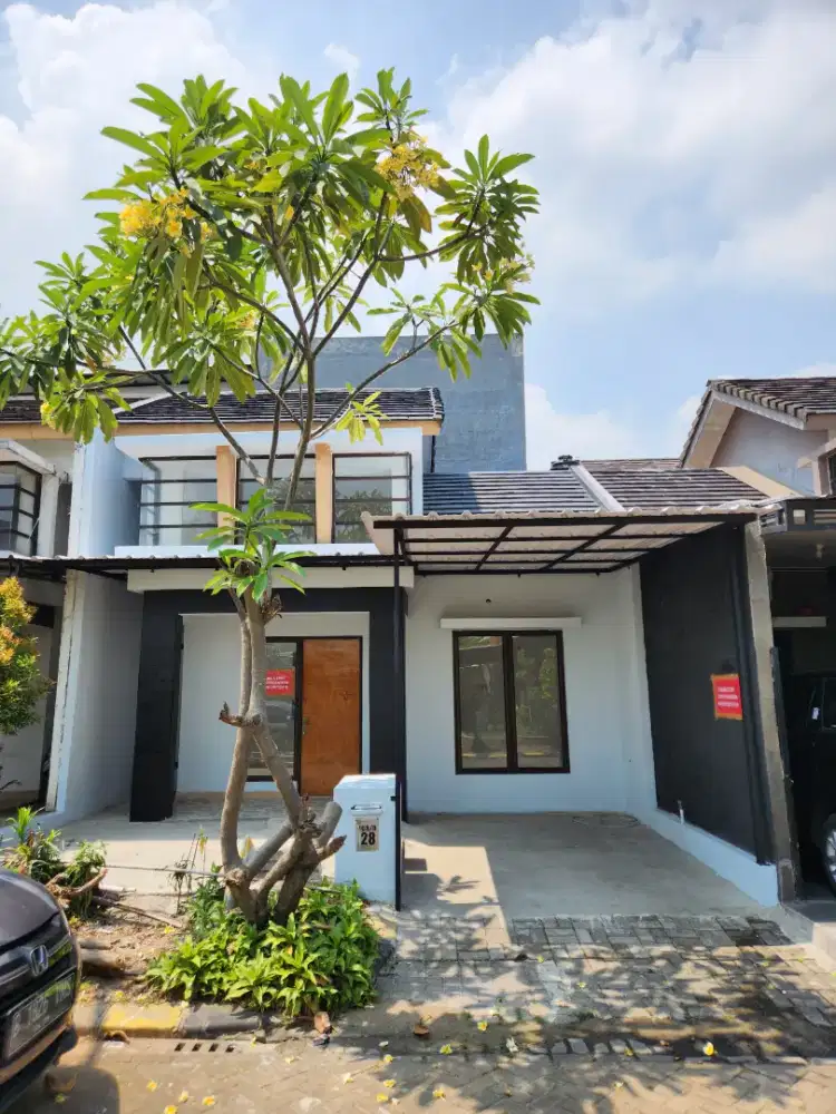 Rumah mewah dekat Bandara soekarno hatta hanya 15 Menit
