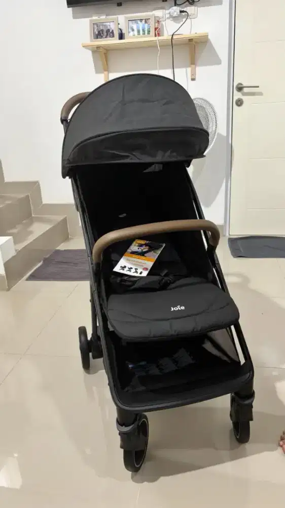 Stroller Joie pact pro