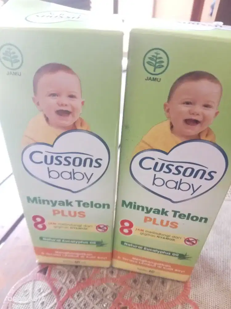 Dijual minyak telon Cussons baby 2 hanya 30 rb
