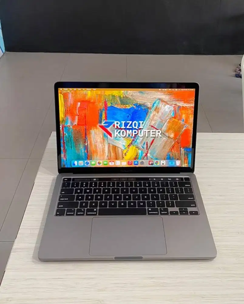 MacBook Pro i7 2020 Intel Core i7 Ram 16GB SSD 1Tera Siap Pakai