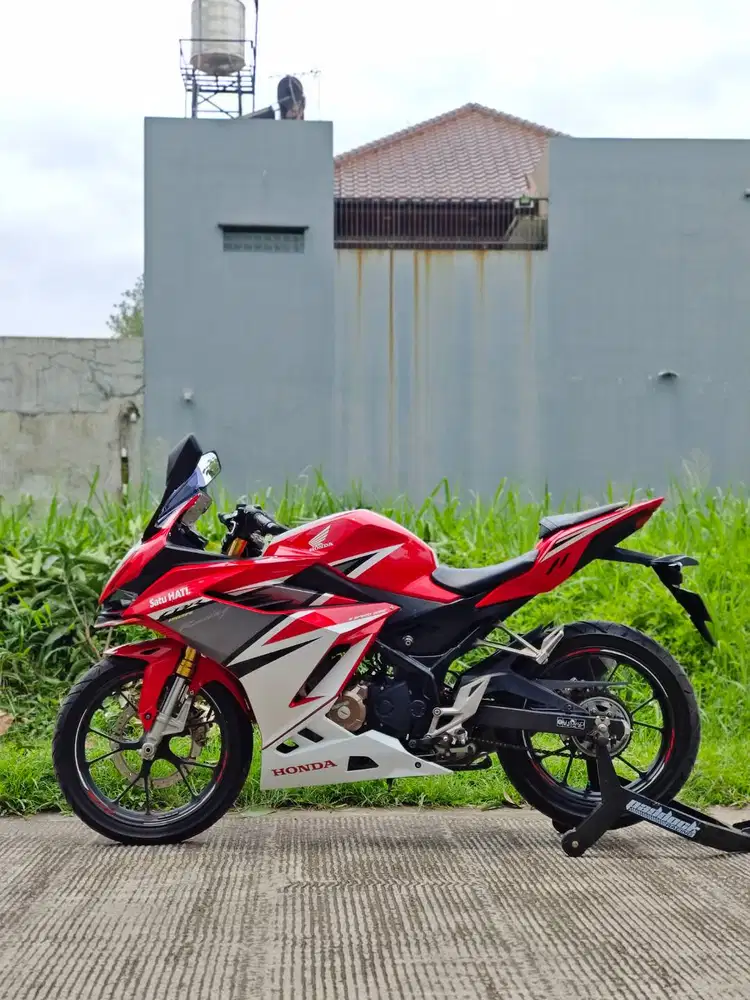 HONDA NEW CBR150R NON ABS MERAH PUTIH 2021 KM RENDAH PAJAK ON SIAP GAS