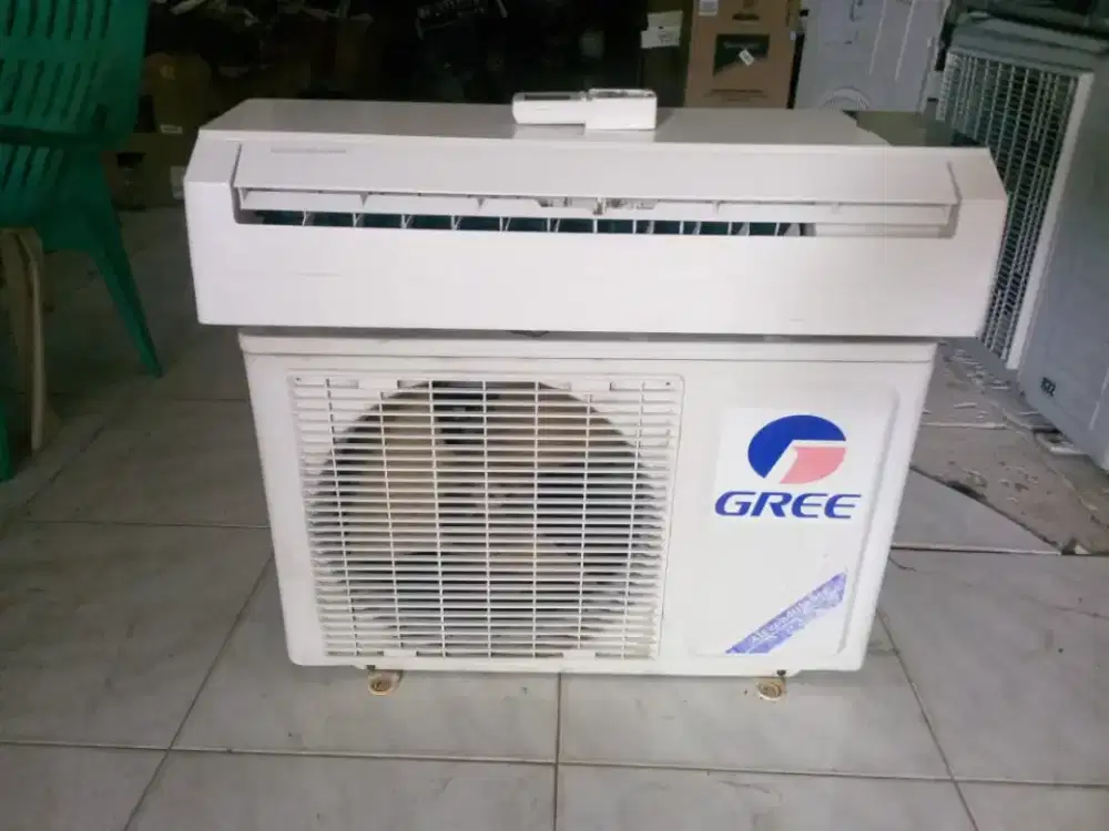 Ac merk gree bekas 1pk bergaransi 3bulan
