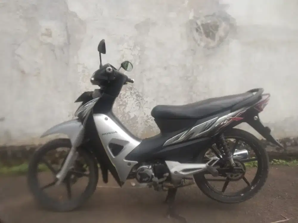 Bismillah jual cepat Supra fit x 2008