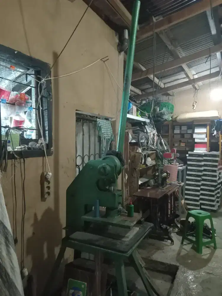 Mesin pon manual