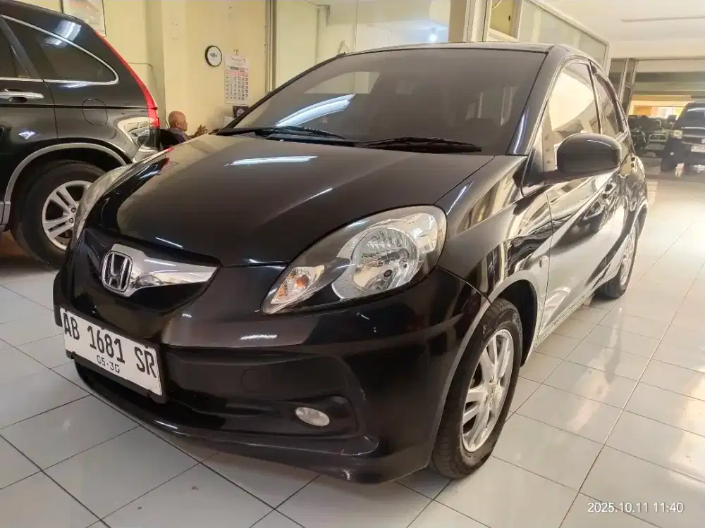brio satya e 1.2 m/t 2015 AB pajak on .