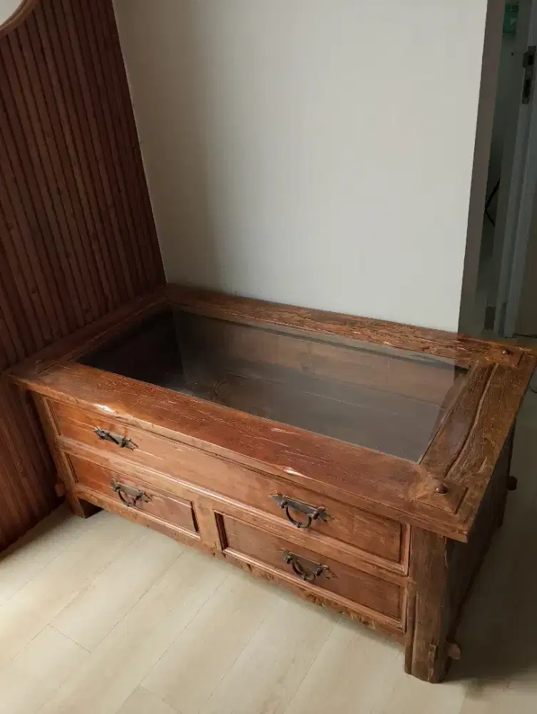 Meja tamu unik berlaci kayu jati minimalis alami