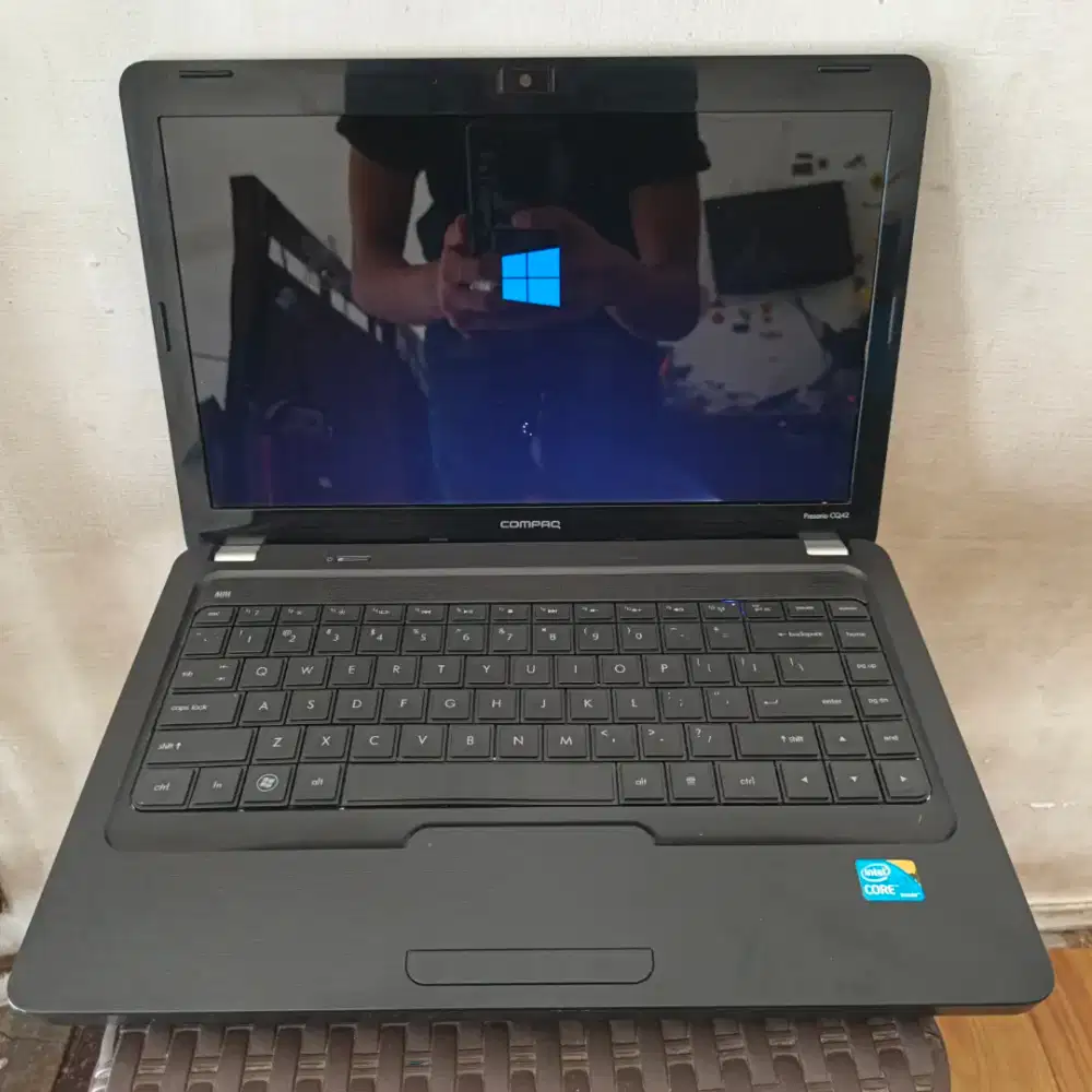 JUAL LAPTOP COMPAQ Presario CQ42 INTEL CORE i3 M370 RAM4GB,HDD320GB