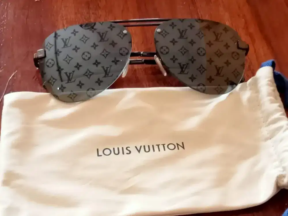 Kacamata ory LOUIS VUITTON