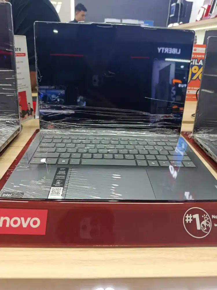 Laptop Lenovo Yoga Slim 7 14IMH19 intel ultra 7 Ram 16GB