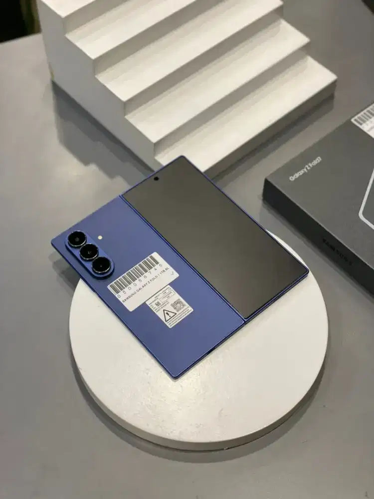 Samsung ZFold 7 second