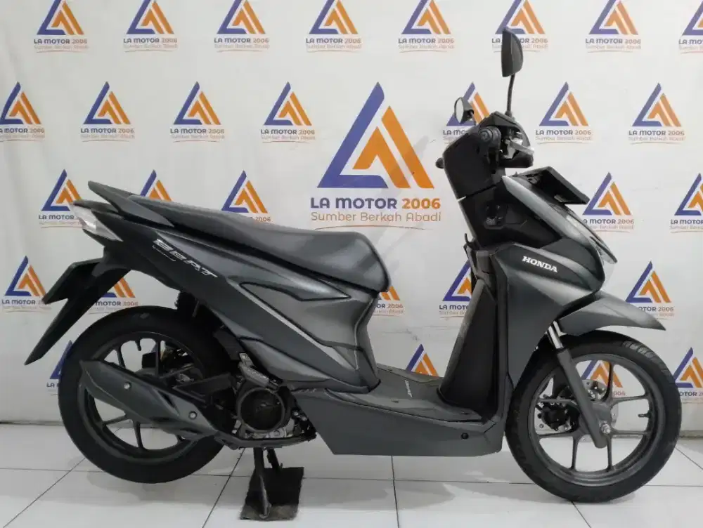 DP1,5JT HONDA BEAT DELUXE SMARTKEY THN 2024 (SS LENGKAP/MESIN AMAN)