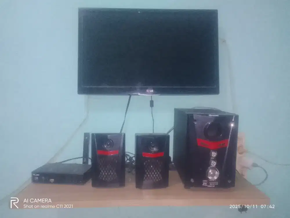 Jual TV LED LG 24 Inch dan Speaker bluetooth GMC