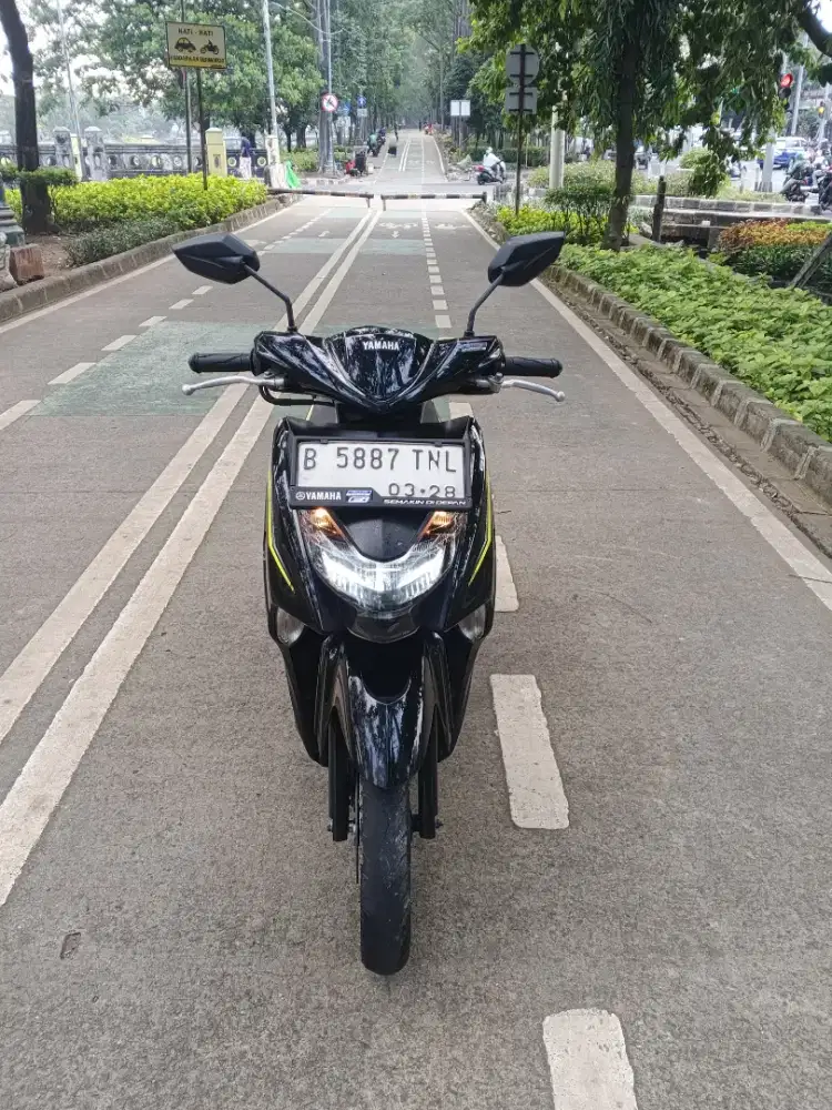 Yamaha Gear 125 Matic Hitam 2023