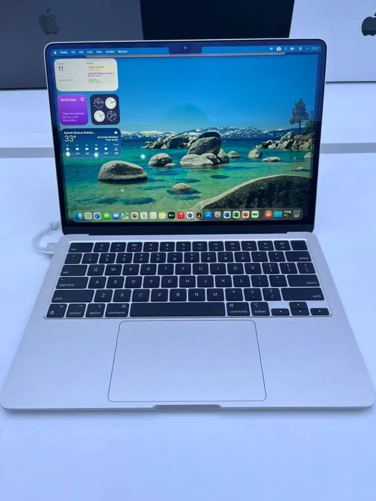 MacBook Air 13 inci cicilan 0%