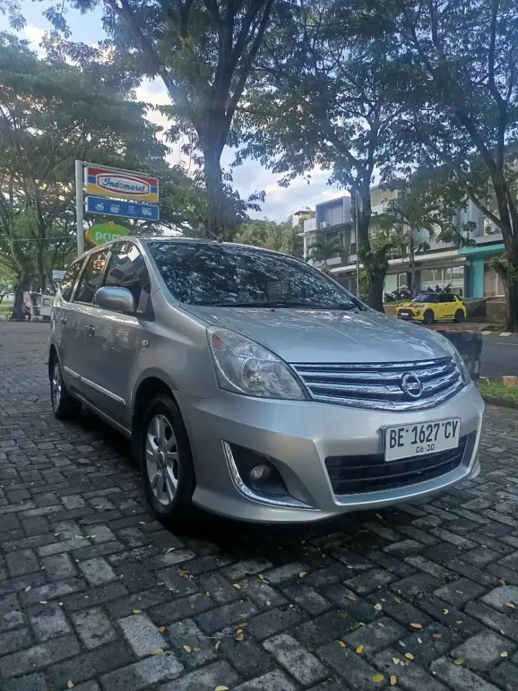 Grand livina xv 1.5 MT 2017