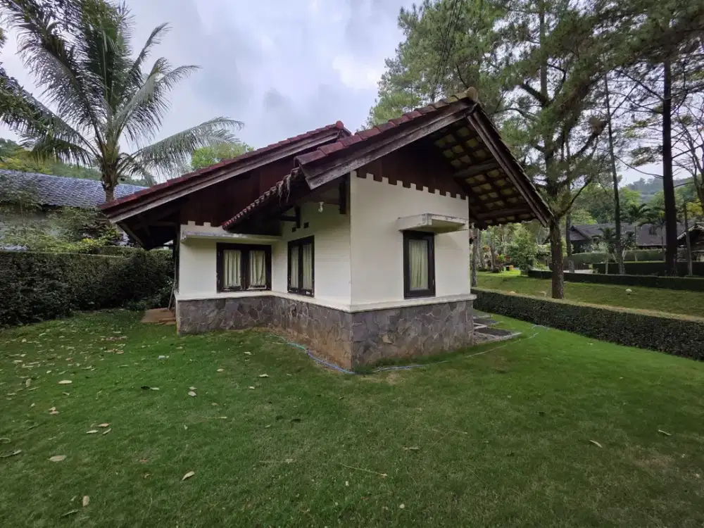 DIJUAL VILLA GRAND WHIZ TRAWAS - MOJOKERTO