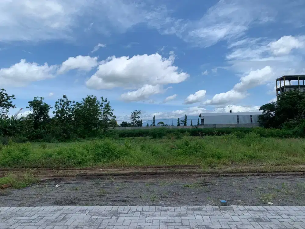 tanah Tepi Ringroad Selatan RSU UGM Jogja