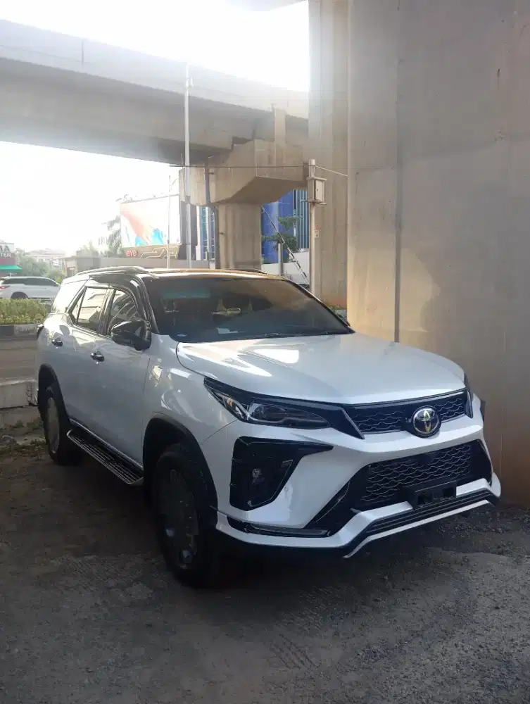 Dijual Fortuner 2.8 VRZ GR automatic 2025