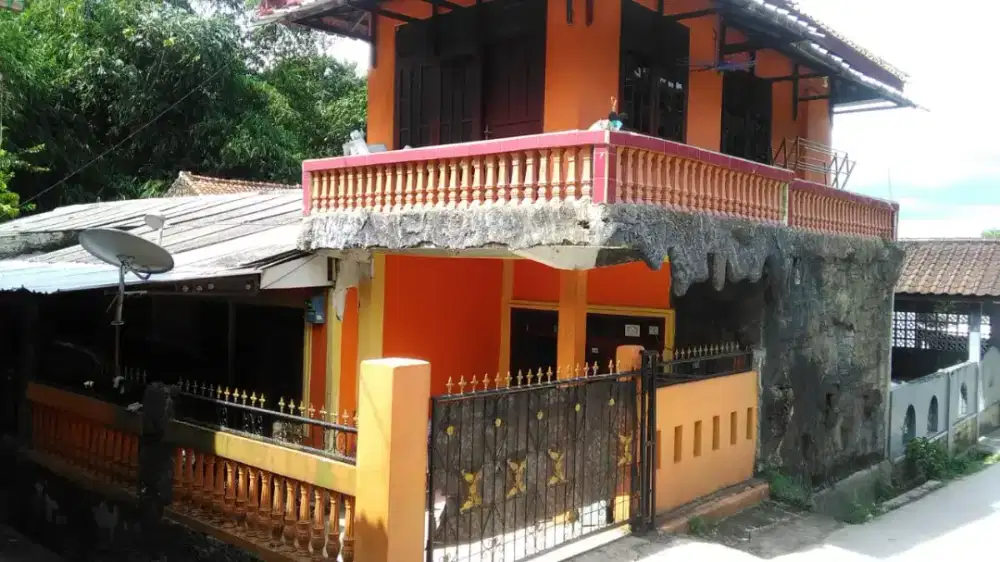 BU DIJUAL RUMAH 2 LANTAI DAERAH TAMAN SARI KAB BOGOR