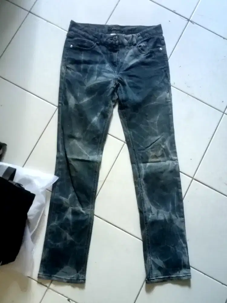 denim isabey pria