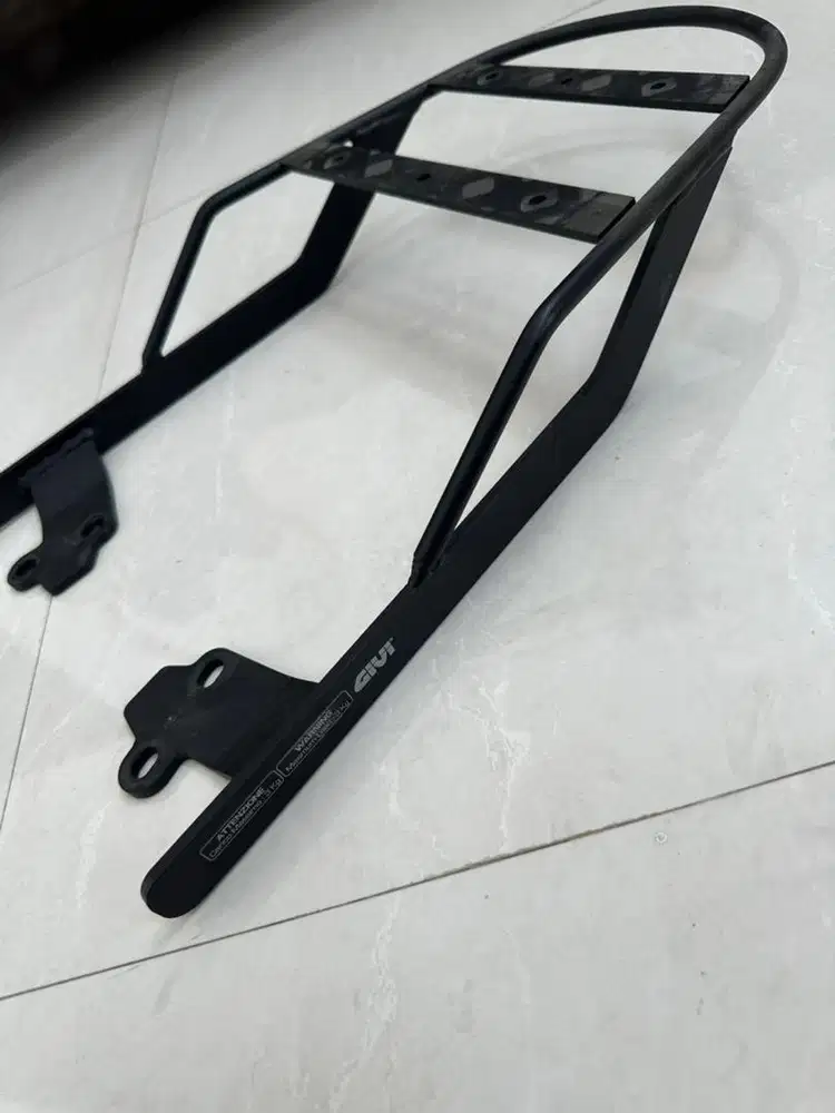 Braket Box Givi