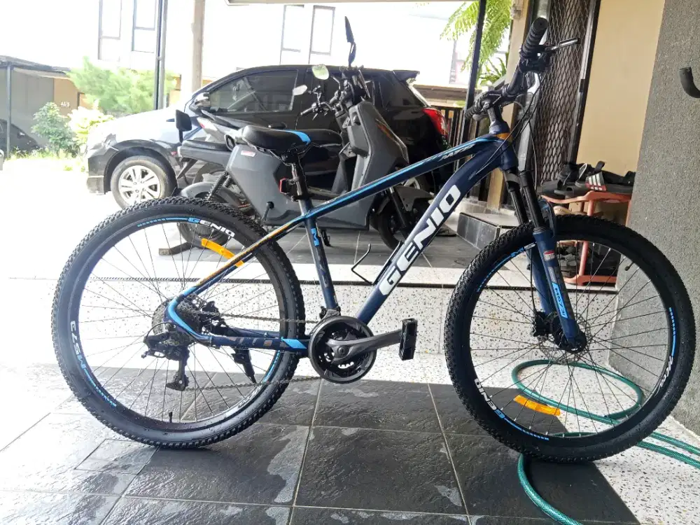 SEPEDA GENIO M-573