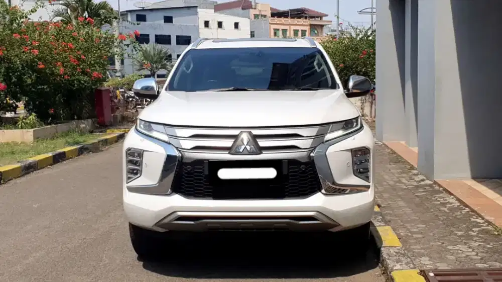 Km36rb mitsubishi pajero dakar 2022 sunroof diesel