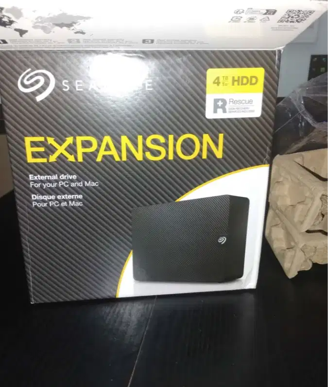 Harddisk external Seagate expansion 4 tb garansi on 4 Juni 2027