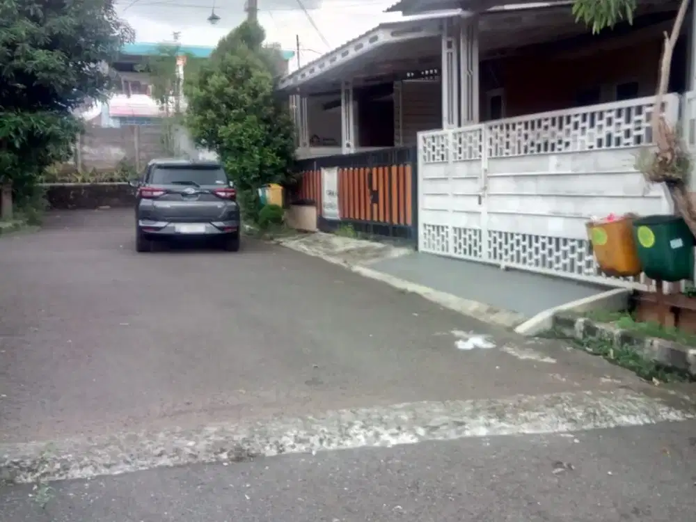 Dijual rumah sawangan depok