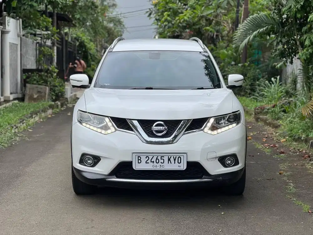 Termurah Nissan Xtrail T32 2.0 CVT 2015 Putih