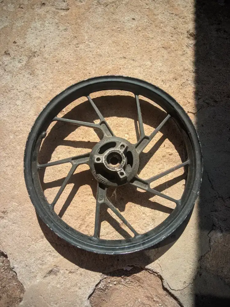 velg belakang fu bekas