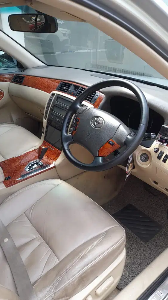 Toyota Crown 2005 Bensin