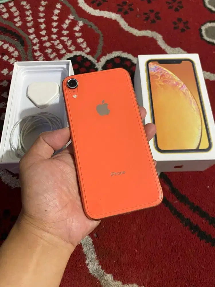 Iphone xr 64gb fulset mulus sinyal permanen bh 100 real