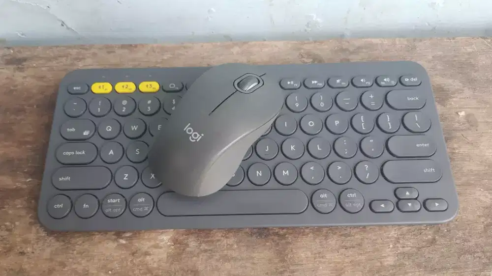 Keyboard k380 & mouse m550 logitech normal