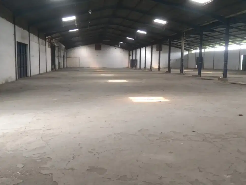 Disewakan gudang jl telesonik