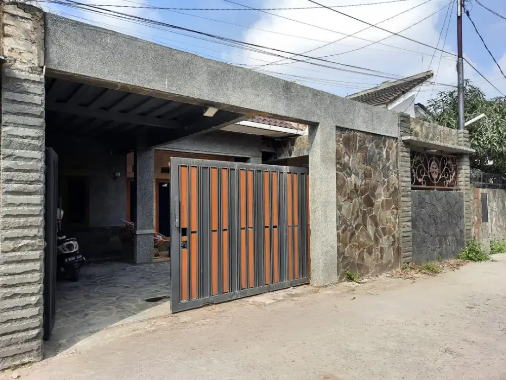 Dijual!   Rumah Siap Huni di Tirtawangi Ciganitri. Lokasi Sangat Dekat Dengan Kampus STT Telkom dan Tol Buah Batu