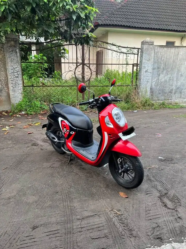 2022 Honda scoppy