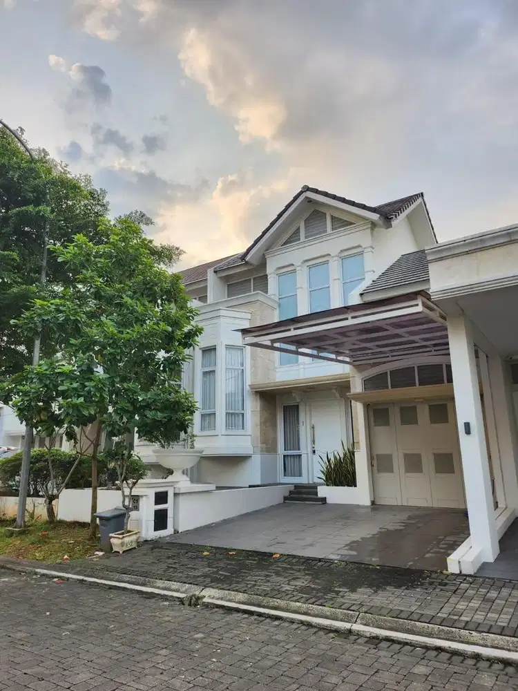 Disewakan Rumah Full Furnish Di Greenwich BSD City
