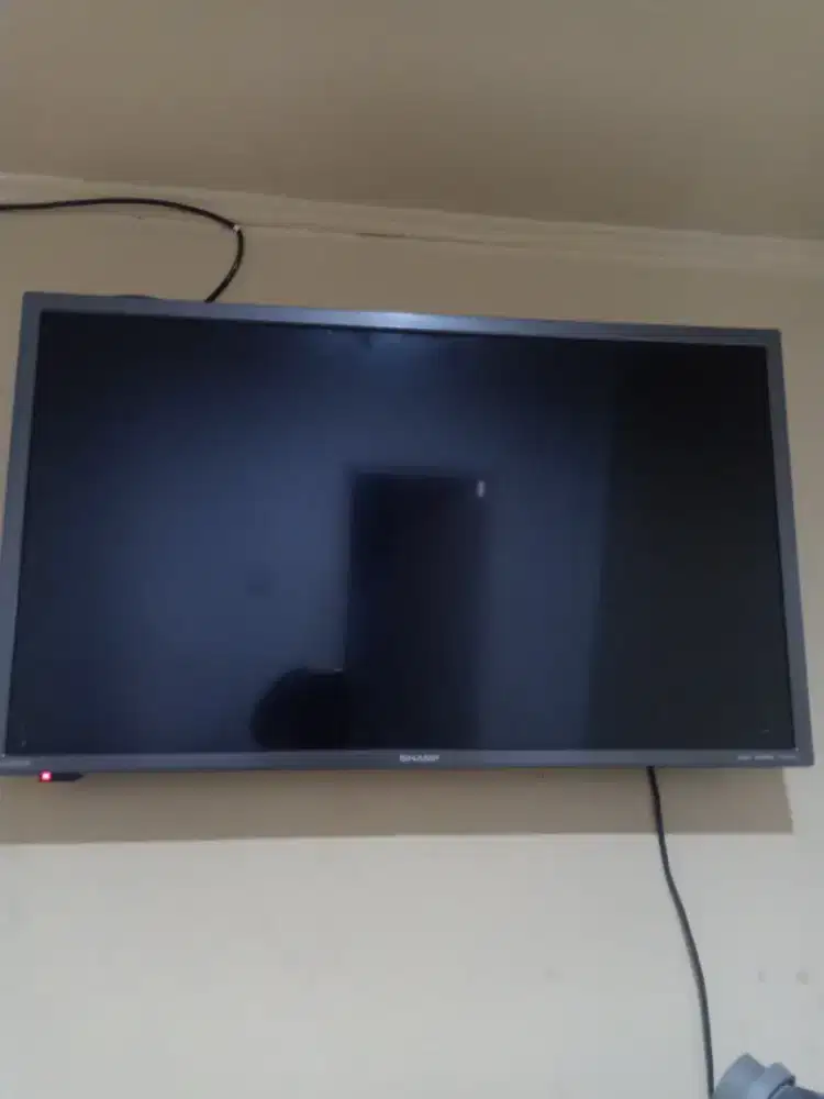 LCD TV AQUOS SHARP 32
