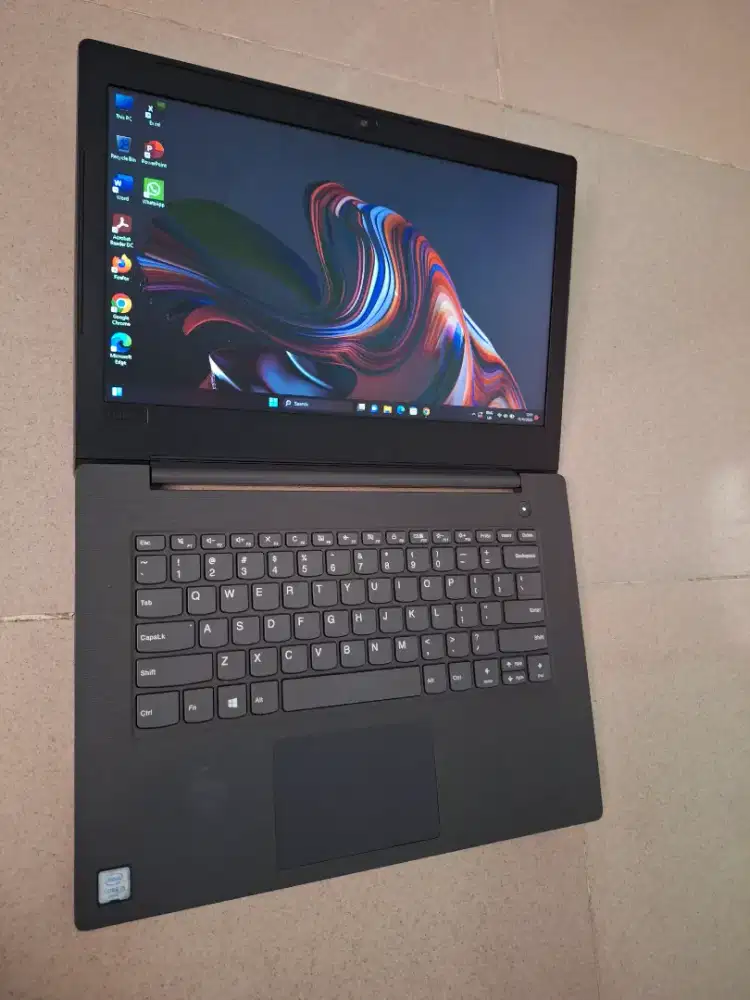 Bismillah di jual laptop lenovo slim core i3 ram 8gb ssd 256gb