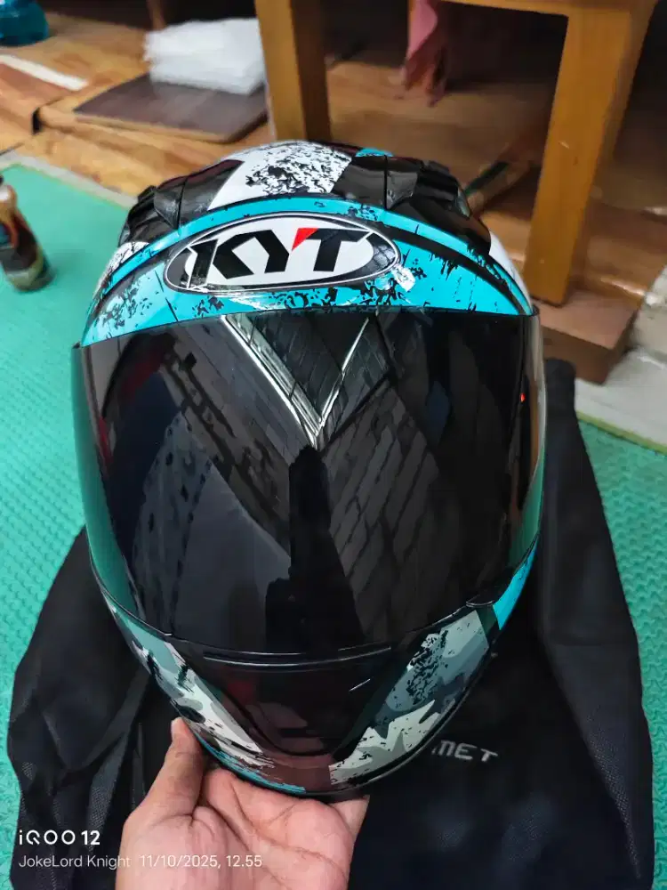 Helm KYT Full face