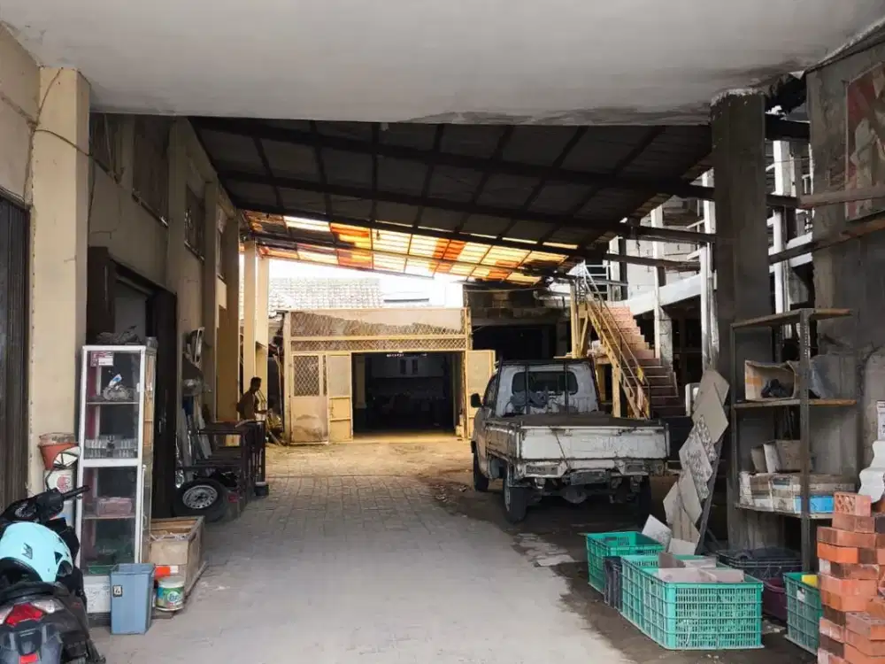 Di jual toko bekas bangunan lokasi jalan irigasi sipon