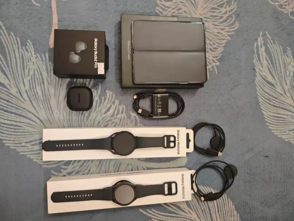 Samsung Z fold 4 Paket Full Ambil semuanya, Diskon
