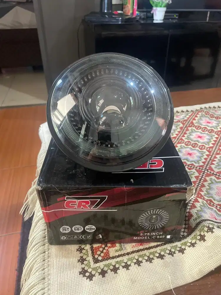 CR7 Daymaker LED 5.75 inch