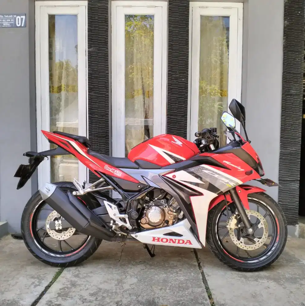 Cbr 150 R istimewa 2017