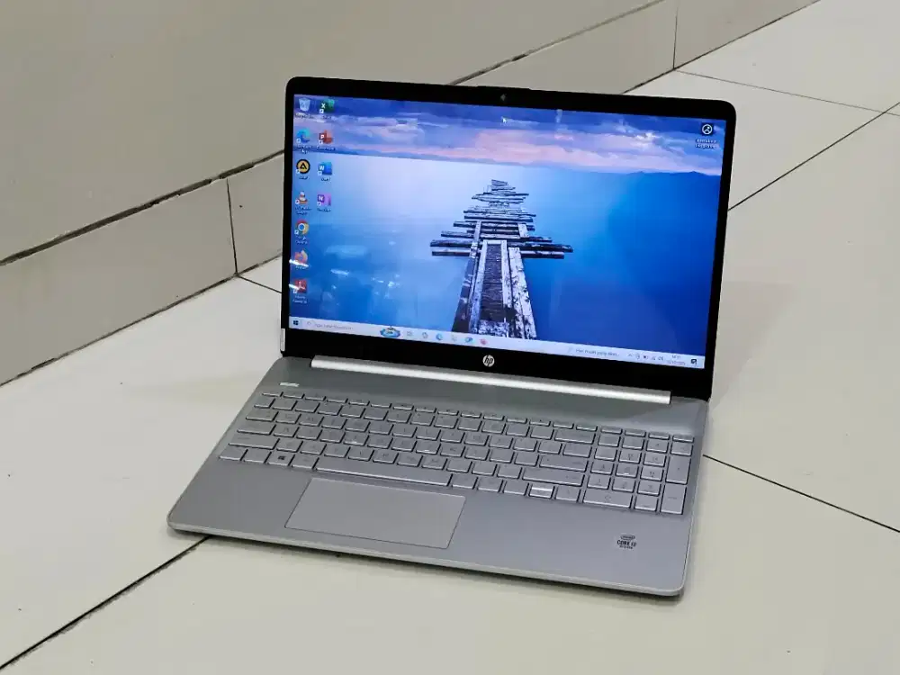 Laptop hp 15 Intel core i3 gen 10 ram 8 gb ssd 256 gb