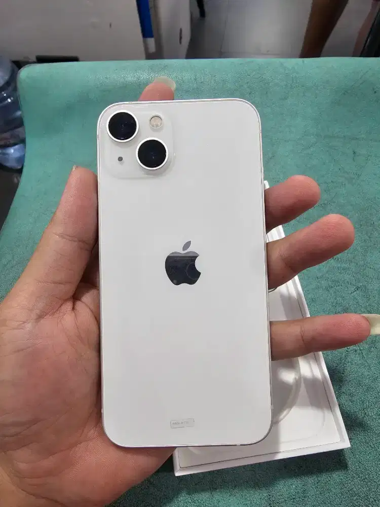 Iphone 13 128gb ibox like new garansi on 2026 fulset ori