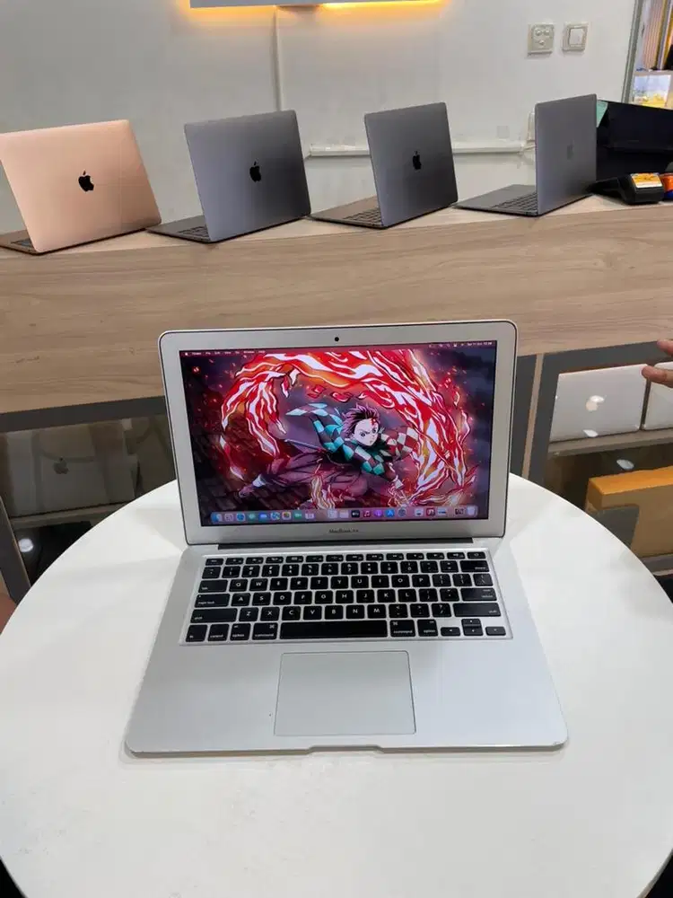 MacBook Air i7 2017 8/256GB