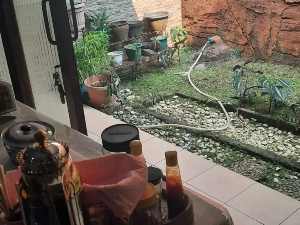 dijual rumah jl. purwa IV kav.dki cipedak
